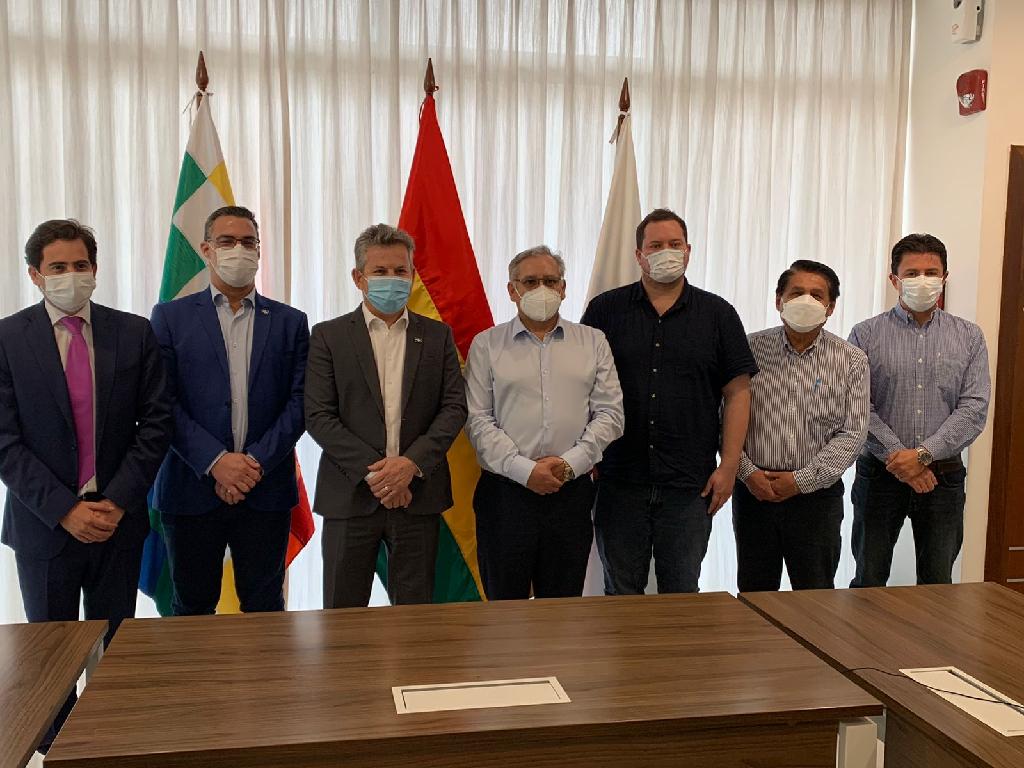 Governador assegura fornecimento de gás natural a MT em reunião com vice-ministro de Hidrocarburos e presidente da YPFB