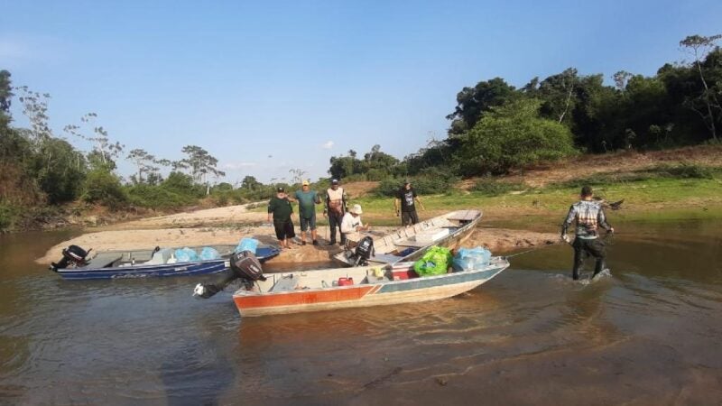 Sema realiza ação de coleta e retira 500 quilos de lixo do Rio Tapirapé