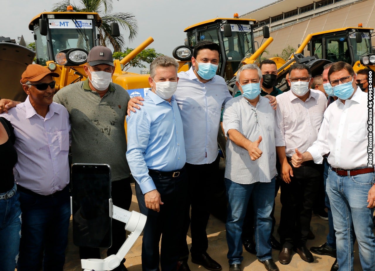COLÍDER RECEBE MAQUINÁRIO DO GOVERNO DO ESTADO ATRAVÉS DO PROGRAMA MAIS MT