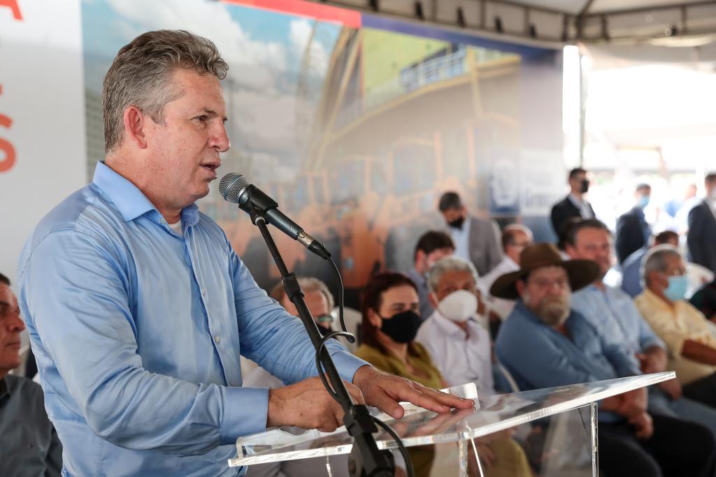 Governador regulamenta fundo garantidor com crédito de R$ 100 milhões para gerar emprego e renda