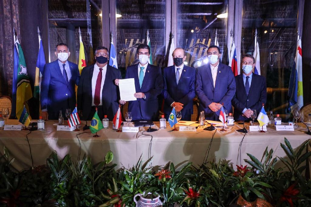 MT assina compromisso por bioeconomia em Fórum dos Governadores da Amazônia Legal