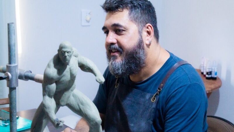 Studio especializado na fabricação de esculturas de personagens de ficção inicia atendimento em Cuiabá neste mês