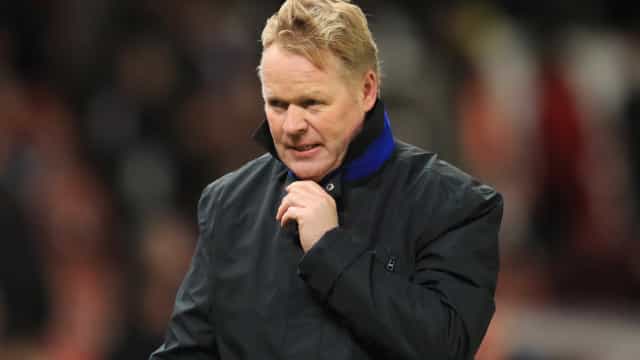Koeman nega o retorno de Daniel Alves ao Barcelona: ‘Ninguém me falou nada’
