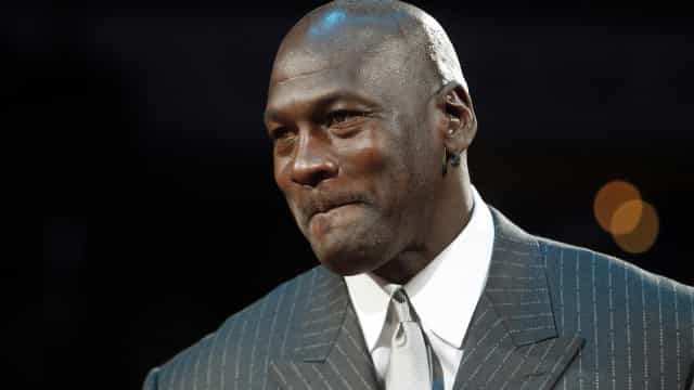 Lenda da NBA, Michael Jordan declara apoio à liga sobre postura pró-vacina