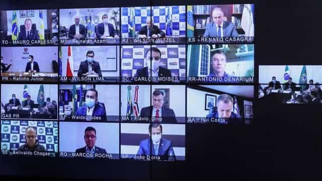 Metade dos governadores projeta reajustes em 2022