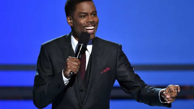 Chris Rock diz que "voltou do mundo dos mortos" após vencer Covid-19