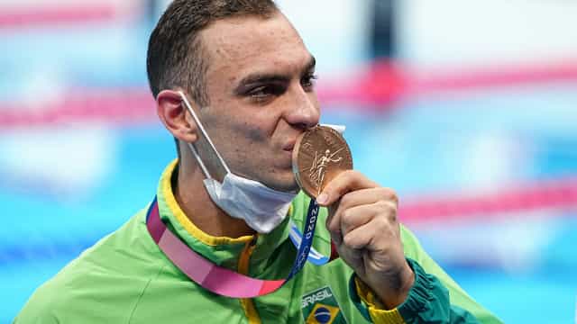 Fernando Scheffer leva bronze em prova acirrada dos 200m livre pela Copa do Mundo