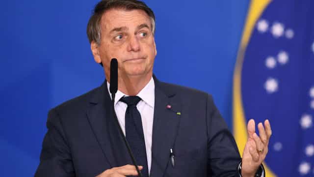 Furo no teto por eleição não garante nem comida para mais pobres