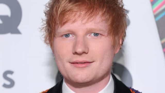 Ed Sheeran testa positivo para Covid-19