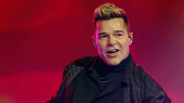 Ricky Martin nega ter feito procedimento estético no rosto