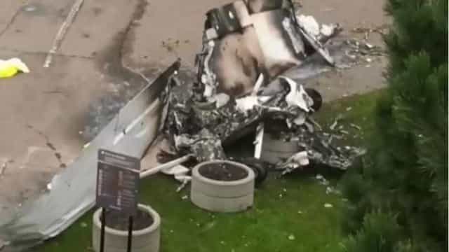 Avião com pedido de casamento cai e passageiro morre no Canadá