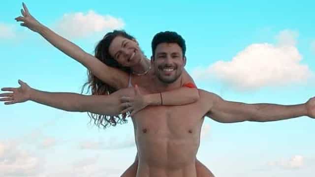 Maldivas: Cauã Reymond e Mariana Goldfarb desfrutam de viagem romântica