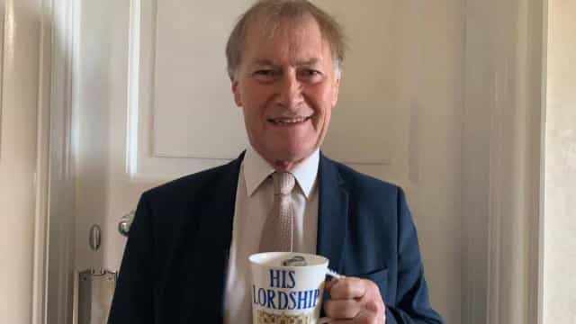 Parlamentar britânico morre após ser esfaqueado em igreja no leste da Inglaterra