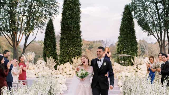 "Um conto de fadas". Veja o vestido de noiva da filha de Bill Gates