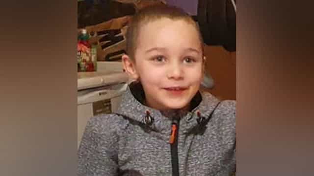 Adolescente é acusado de matar criança de cinco anos no País de Gales