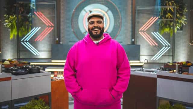 Paulo Vieira comanda briga de casais na cozinha em Rolling Kitchen Brasil