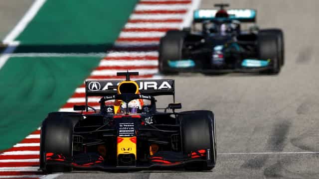 Verstappen vence GP nos EUA e amplia vantagem para Hamilton