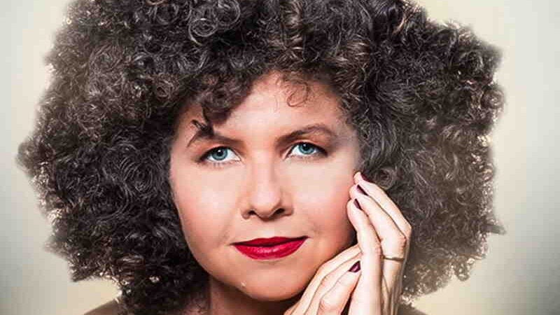 Positividade renovada em show e novo disco de Roberta Campos [Vídeo]