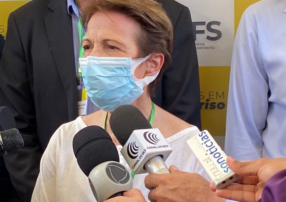 Ministra diz em Sorrriso que exportação de carne de Mato Grosso deve reiniciar logo e lança safra