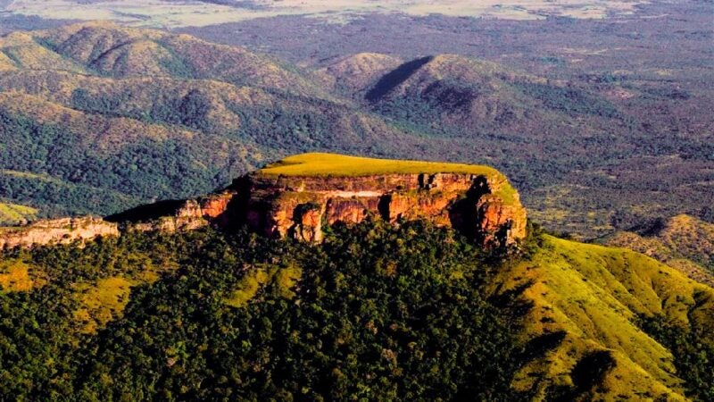 Livro sobre história geológica do Parque Nacional da Chapada dos Guimarães será lançado no dia 30
