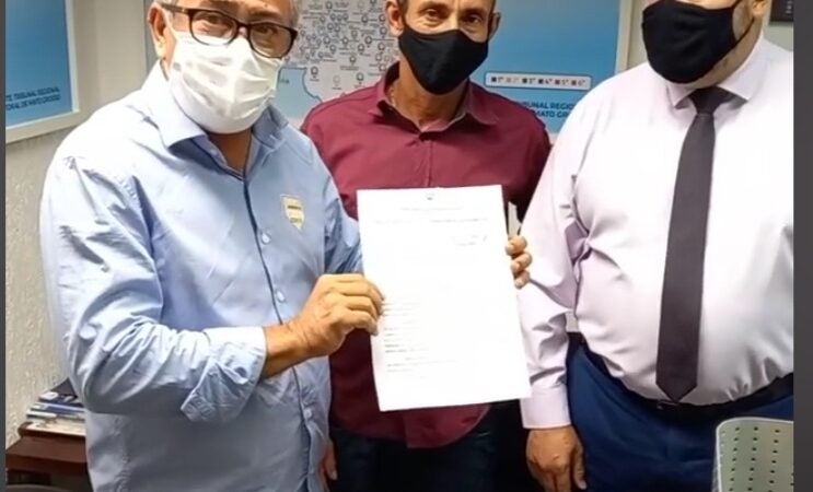 Vereadores Denilsom da Páscoa e Zilmar reivindicam recurso para Bairro Santa Marta