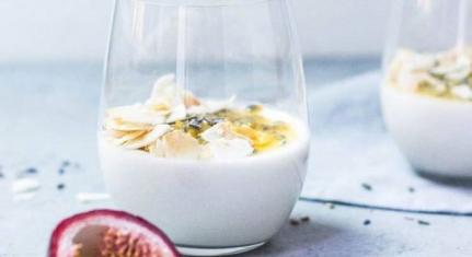 Cientistas criam vacina anti-covid para ser ingerida em iogurte ou suco