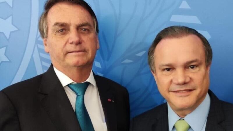 Bolsonaro pede acomodação para Medeiros e Barbudo no PL em MT