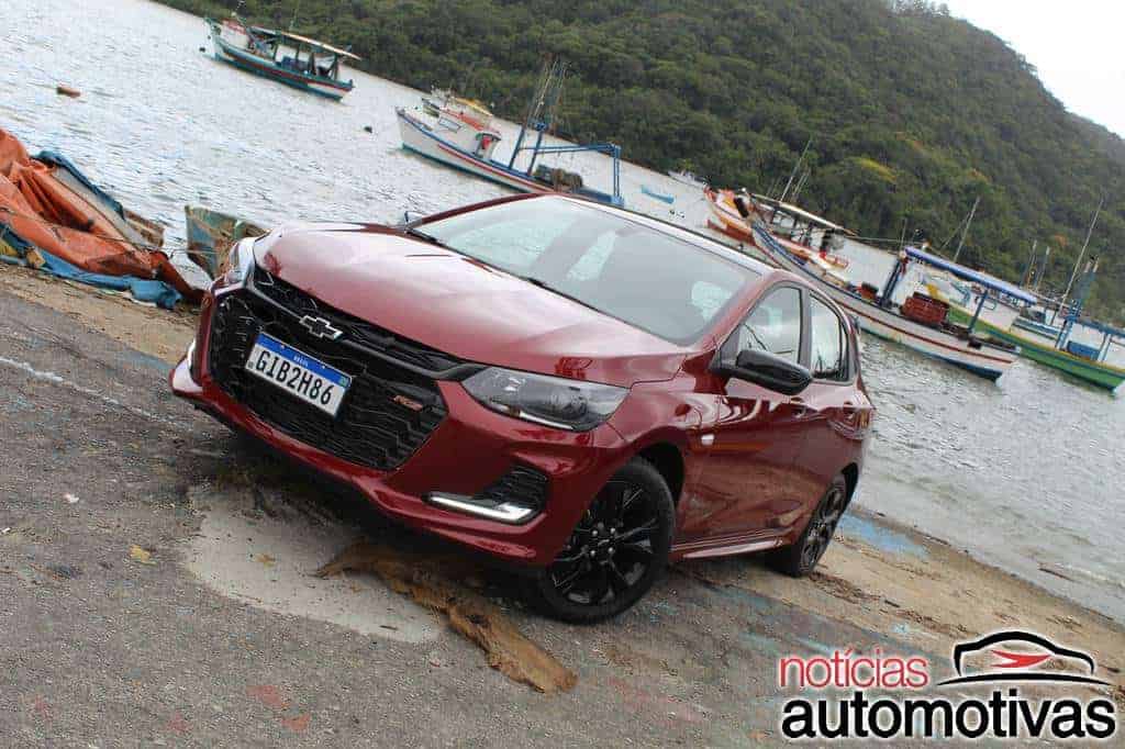 Onix volta ao topo do ranking de vendas após longa ausência