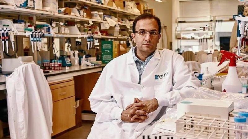 Distrofia rara do pai faz cientista desenvolver terapia para ajudar outras pessoas