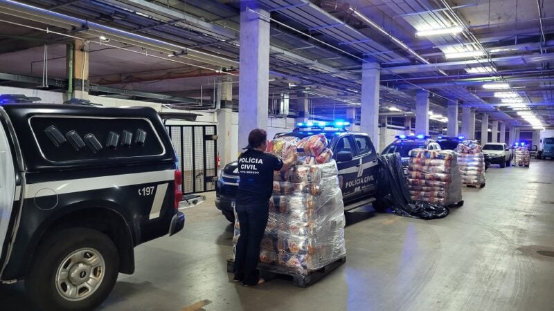Polícia Civil recebe 2 mil cestas básicas para distribuir a famílias em situação de vulnerabilidade social