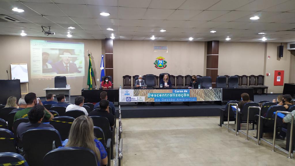 Curso de Descentralização da Gestão Ambiental capacita mais de 400 técnicos municipais e autônomos