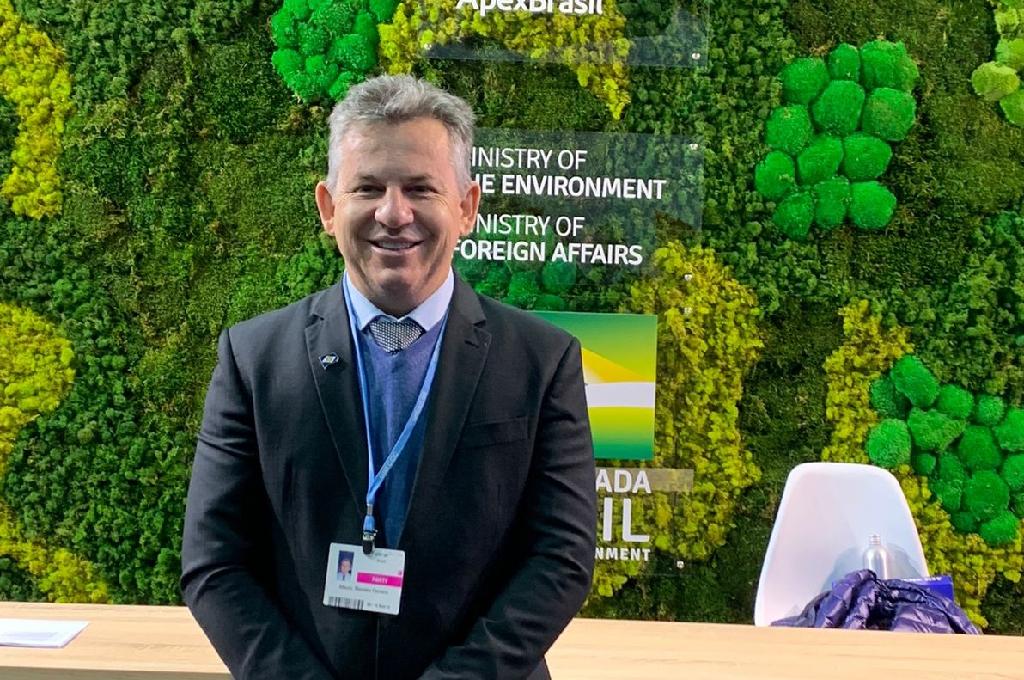 Governador de MT se reúne com príncipe Charles e ministro do Meio Ambiente da China