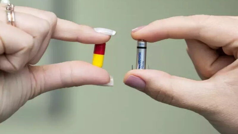 Médicos brasileiros implantam menor marca-passo do mundo