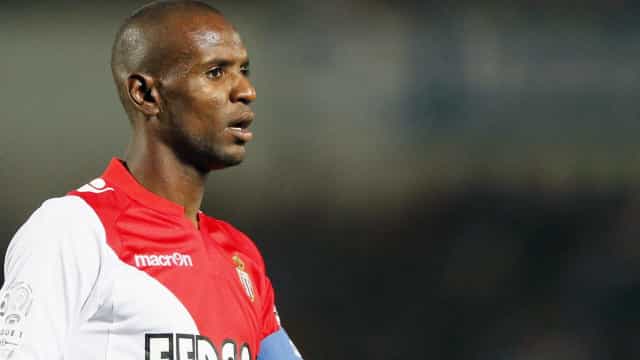 Abidal confessa traição com jogadora agredida do PSG e esposa pede divórcio