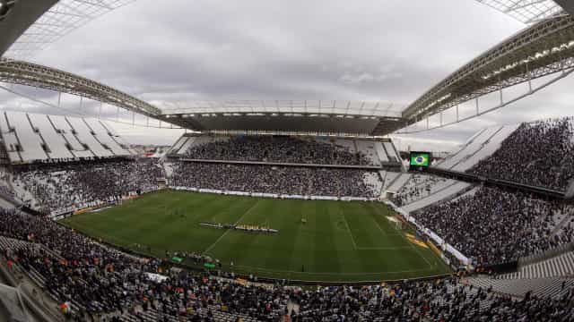 Volta de 100% de público na Neo Química Arena anima Corinthians por reação