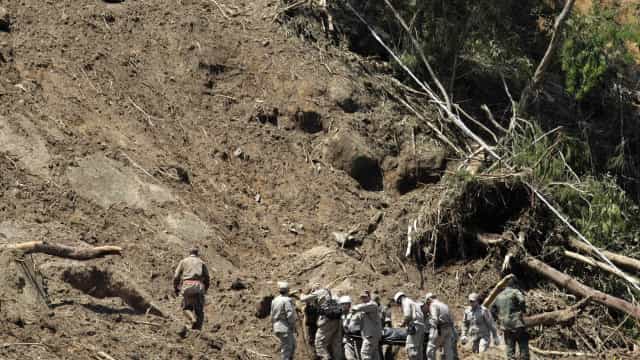 Desabamento de gruta deixa ao menos 9 mortos em SP; uma pessoa segue desaparecida