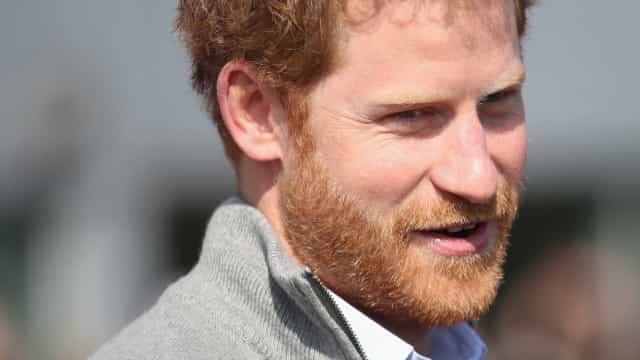 Príncipe Harry diz que avisou Twitter sobre papel da plataforma em ataque ao Capitólio