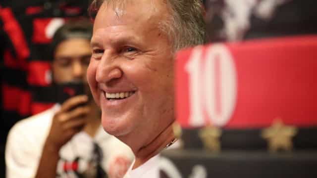 Zico confia em Michael e no currículo de Renato para final da Libertadores