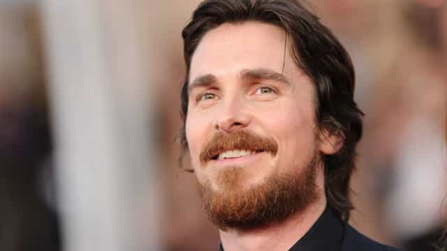 Christian Bale ficou enciumado quando Ben Affleck assumiu papel de Batman