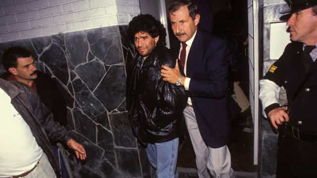 "Maradona me estuprou enquanto a minha mãe chorava atrás da porta"