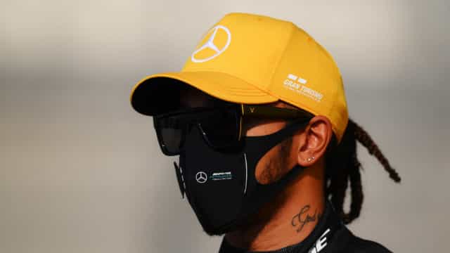 Hamilton é punido e larga em último no sprint do GP de São Paulo