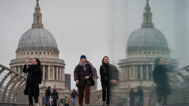 Reino Unido ajuda Londres a retomar posto de centro financeiro do mundo