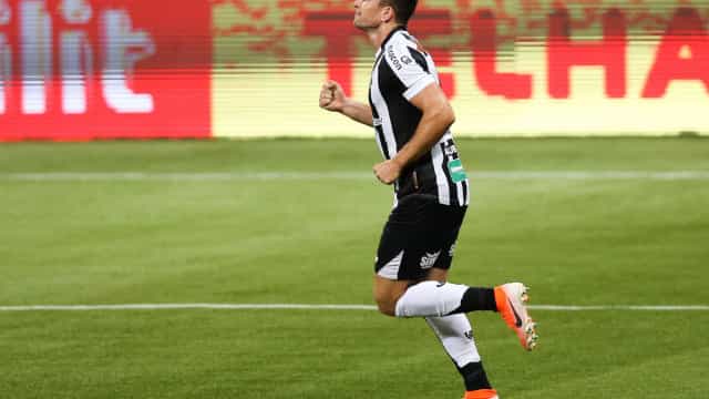 Eduardo Brock desabafa após derrota do Cruzeiro: ‘Temos de respeitar essa camisa’