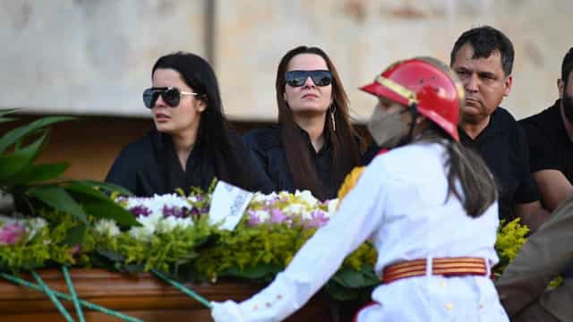 Maraísa desabafa após enterro de Marília Mendonça: ‘Nunca vou entender’
