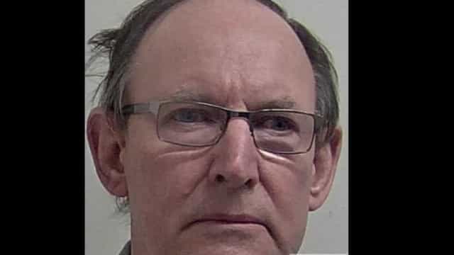 Homem diz ter estuprado corpos em necrotério. Mãe de vítima tenta matá-lo