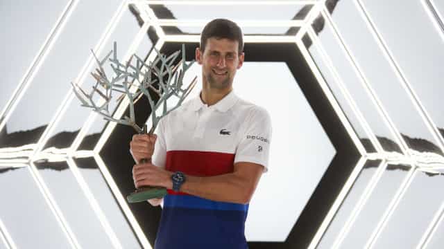 Djokovic se torna maior n° 1 do tênis ao fechar 7° ano no topo, superando Sampras