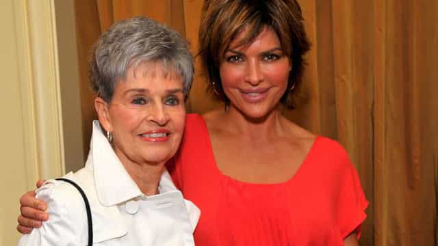 Após sofrer AVC, mãe de Lisa Rinna morre aos 93 anos