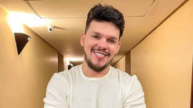 Sertanejo Thiago Costa sofre acidente aquático e passa por cirurgia