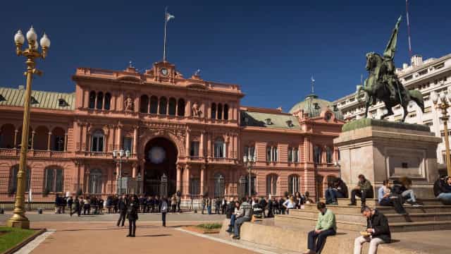 Eleição na Argentina deve confirmar vitória da oposição