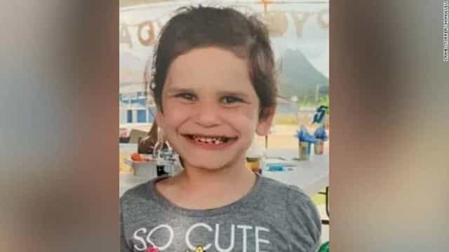 Casal suspeito de matar filha adotiva. Criança foi enjaulada em casa